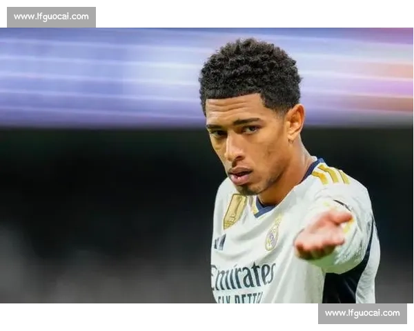 贝林厄姆 22 岁生日:皇马新核伯纳乌启新程,青春风暴书写传奇序章 贝林厄姆 22 岁生日:皇马新核伯纳乌启新程,青春风暴书写传奇序章