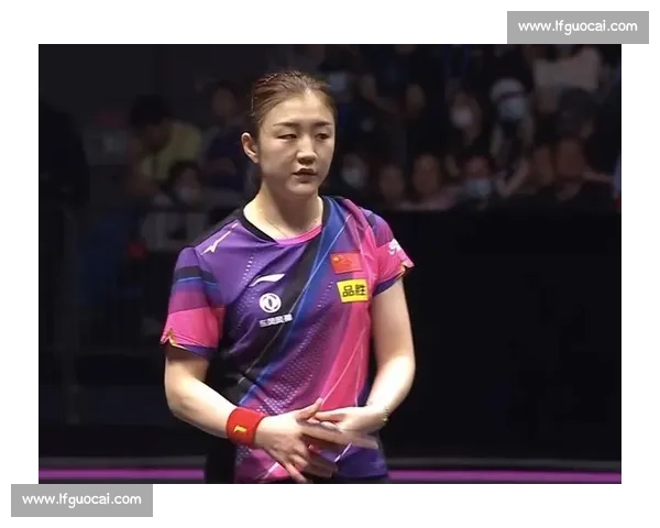 陈梦自曝理想求婚场景：足球场万人见证，浪漫与热血交织