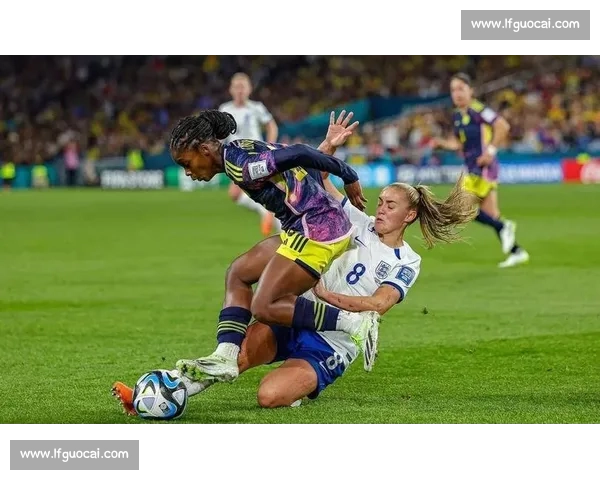 特维斯替补 15 分钟大四喜！世界联 5-4 逆转英格兰