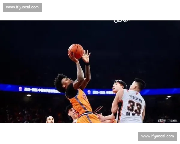 广东双核交易风云!布朗洛夫顿归化受阻,广厦双星闪耀国际赛场